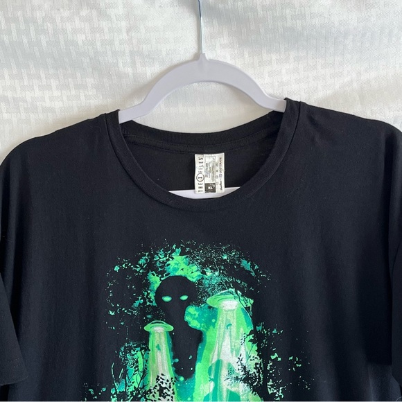 The X-Files Licensed LootCrate Black Graphics T-Shirt Short Sleeve Size XL - Picture 4 of 6